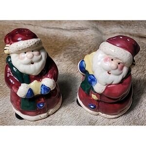 Bella Casa by Ganz Ceramic Santa Claus Salt and Pepper Shakers 4 1/4" Tall 2 Pc